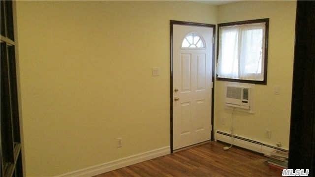 43 Scott St - Photo 3 of 12