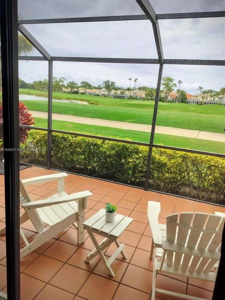 551 Prestwick Cir #551 - Photo 5 of 20