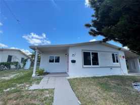 631 Sw 28th Ter - Photo 1 of 1