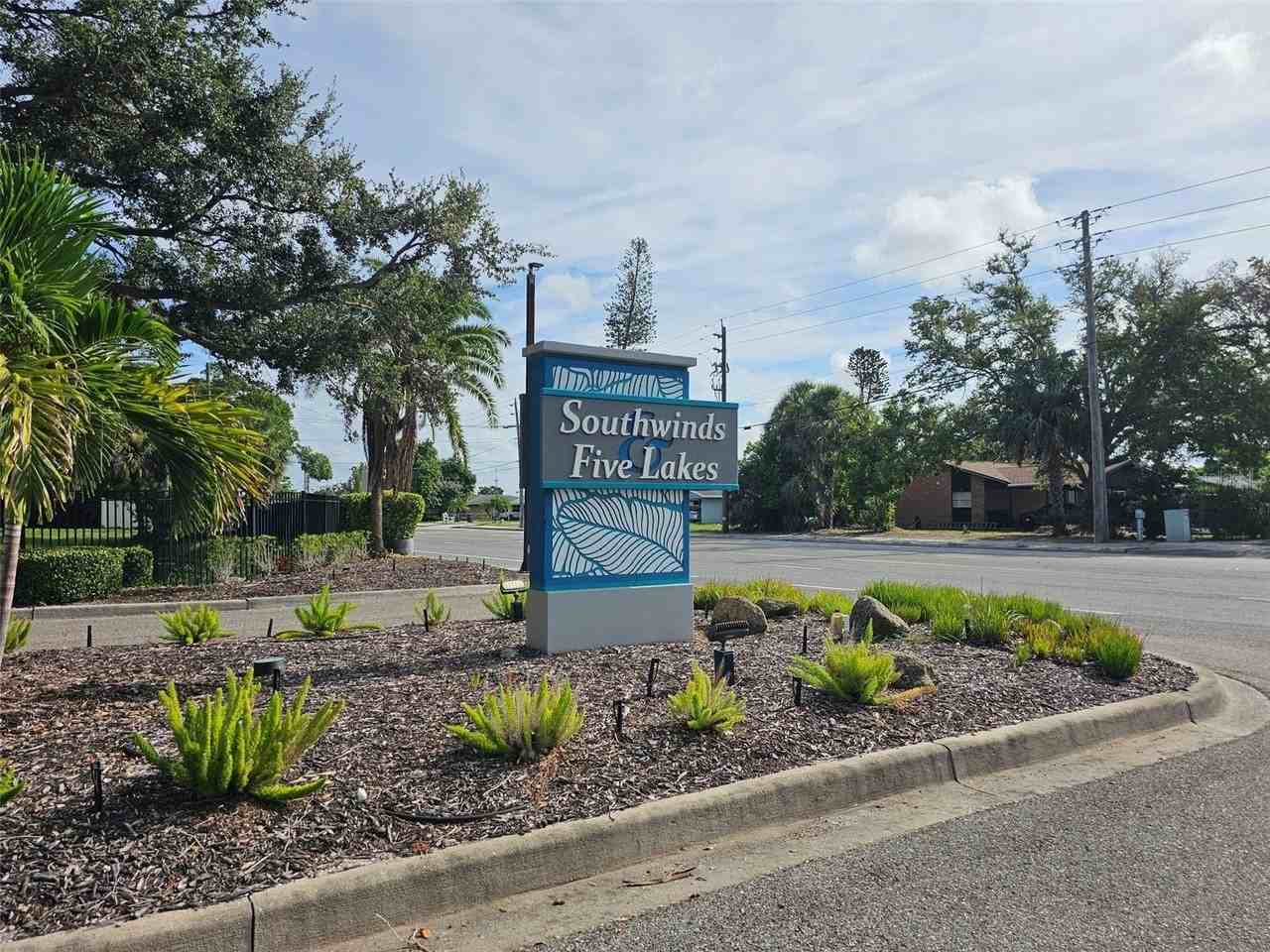 3441 51st Avenue Cir W #213 - Photo 2 of 50