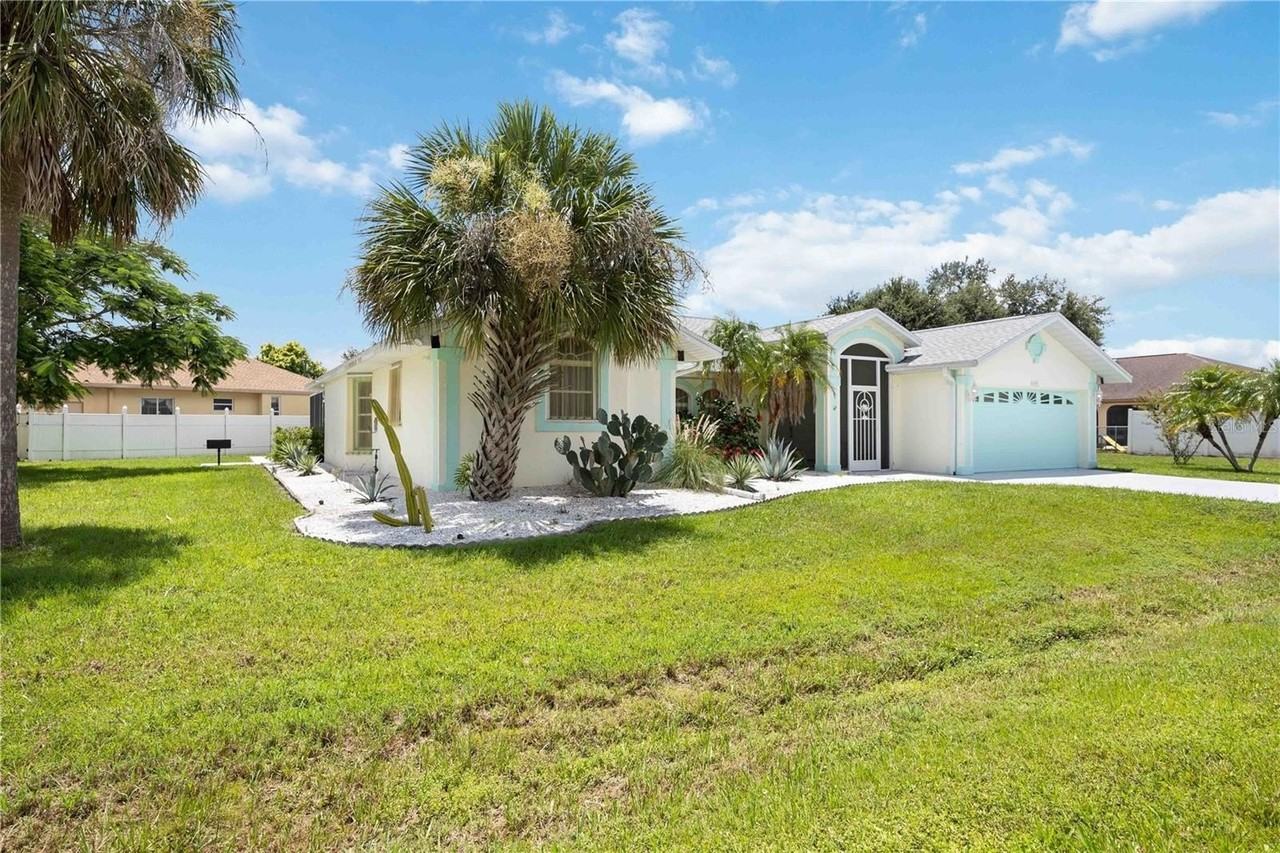 444 Viceroy Ter - Photo 3 of 42