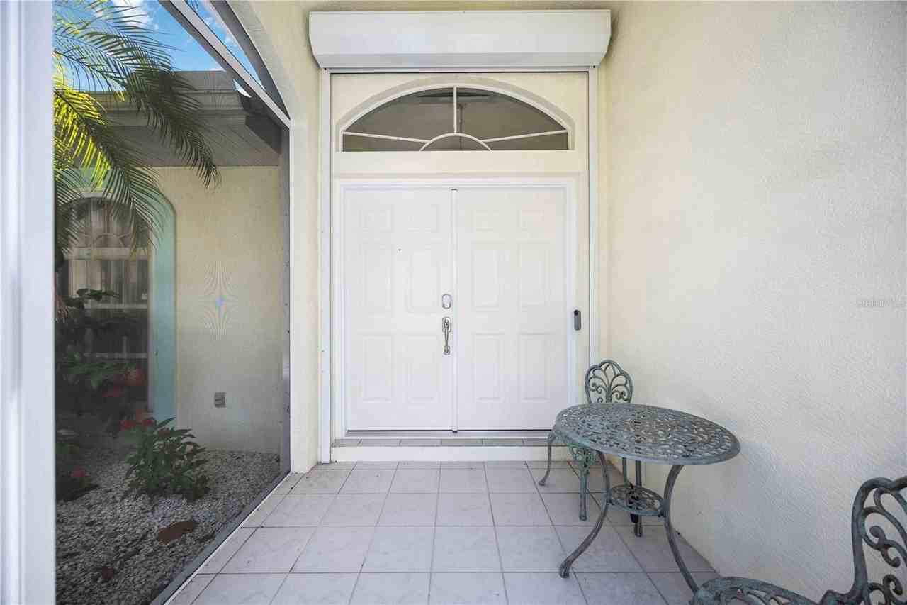 444 Viceroy Ter - Photo 4 of 42