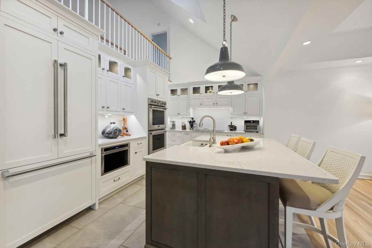 62 Beach Lane - Photo 5 of 23