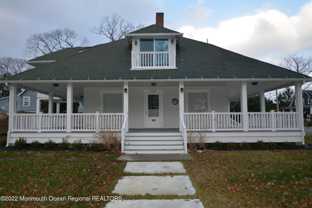 703 S Edgemere Dr - Photo 1 of 1