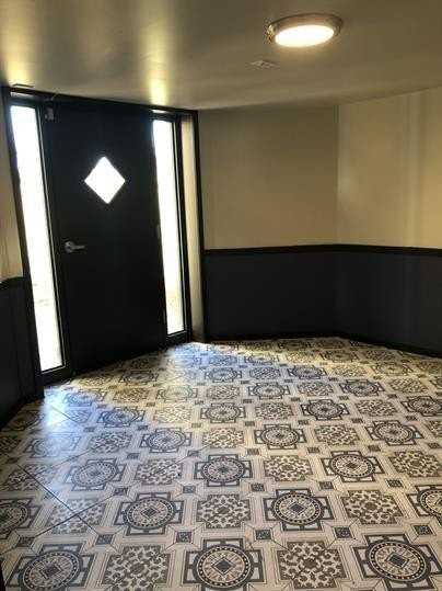 1534 S Komensky Ave #2R - Photo 4 of 16