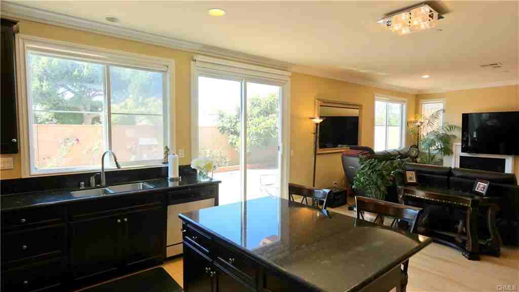 6171 Stonehaven Ln - Photo 3 of 8