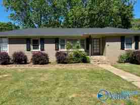 713 Giles Drive Northeast - Photo 1 of 1