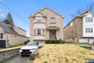 114 Grove Ave 1st Fl - Photo 1 of 1
