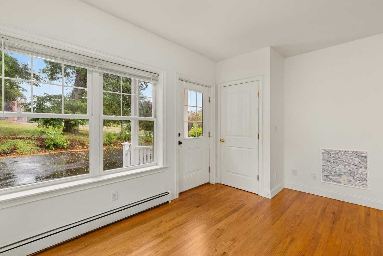 4 Stimson St - Photo 5 of 42