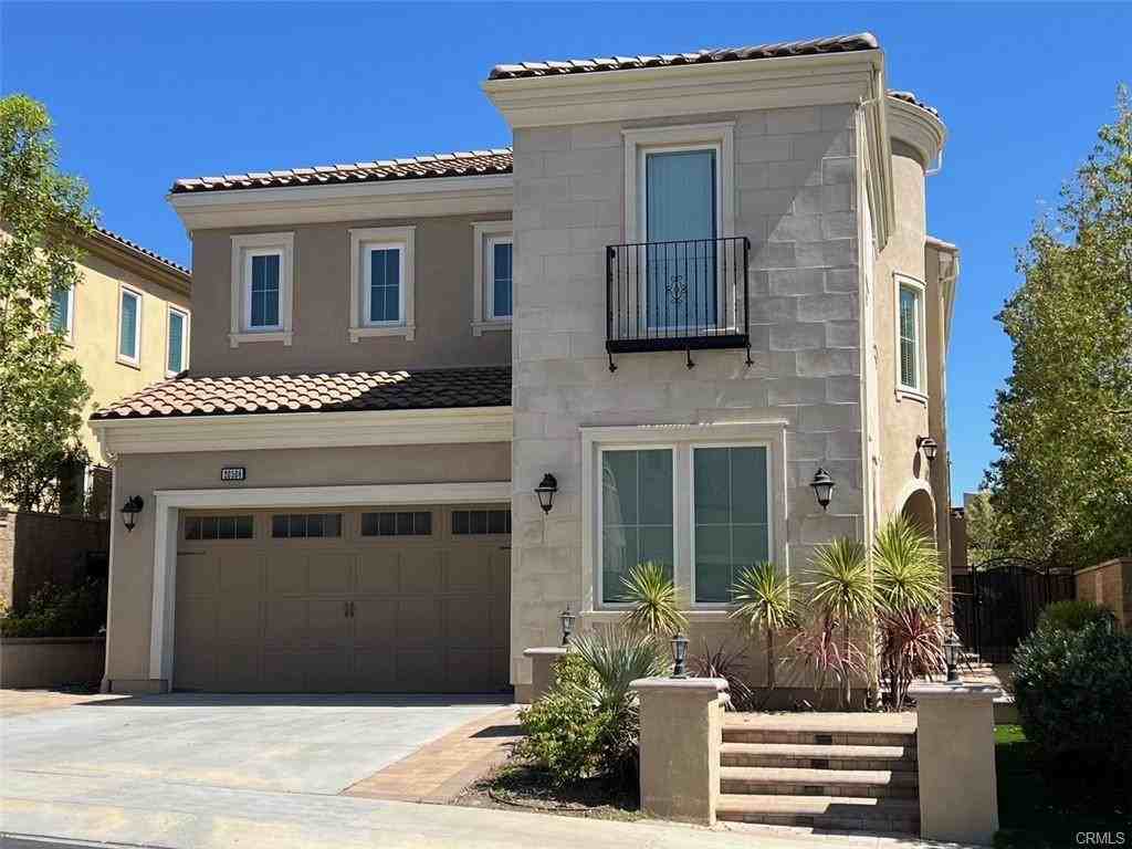 20508 W Esmerelda Ln - Photo 2 of 8