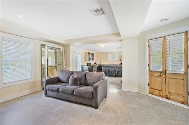 2649 Lepage St - Photo 4 of 18