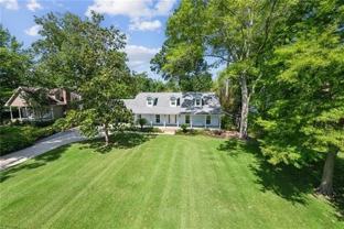 310 Scotchpine Dr - Photo 1 of 1