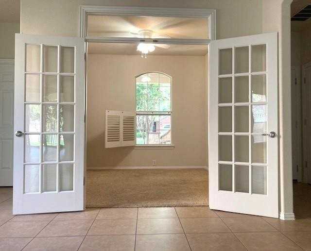 559 Rockledge Court - Photo 5 of 22