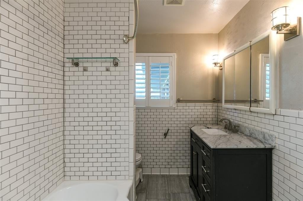 4410 Granbury Road - Photo 7 of 16