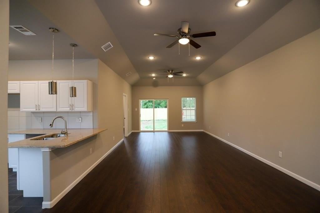 1436 East Baltimore Street - Photo 5 of 24