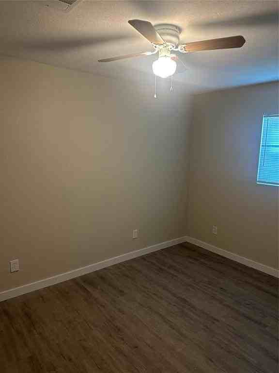 14419 Briarcrest Dr - Photo 4 of 10