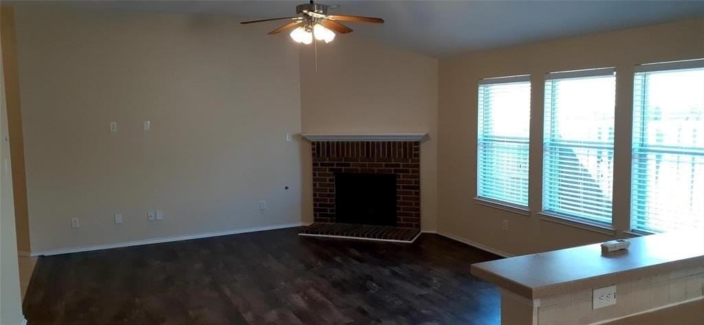 3005 Mill Creek Way - Photo 5 of 10