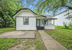 318 E Shepherd St - Photo 1 of 1
