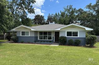 311 W Marigold Ave - Photo 1 of 1