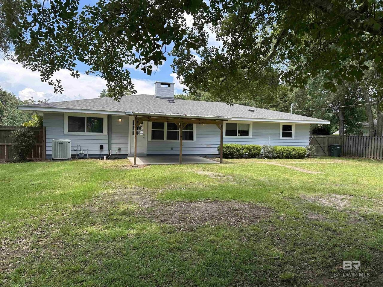 311 West Marigold Avenue - Photo 4 of 17