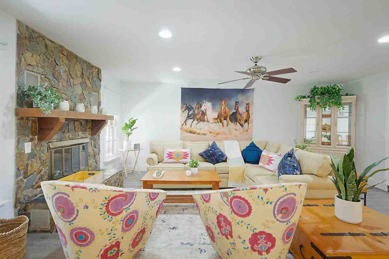 13346 Casey Rd - Photo 4 of 31