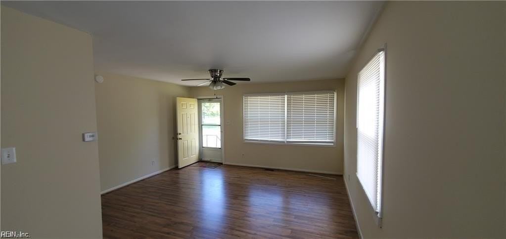 829 Tifton St - Photo 6 of 8