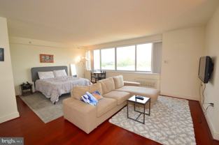 800 4th St Sw ##N711 - Photo 1 of 1