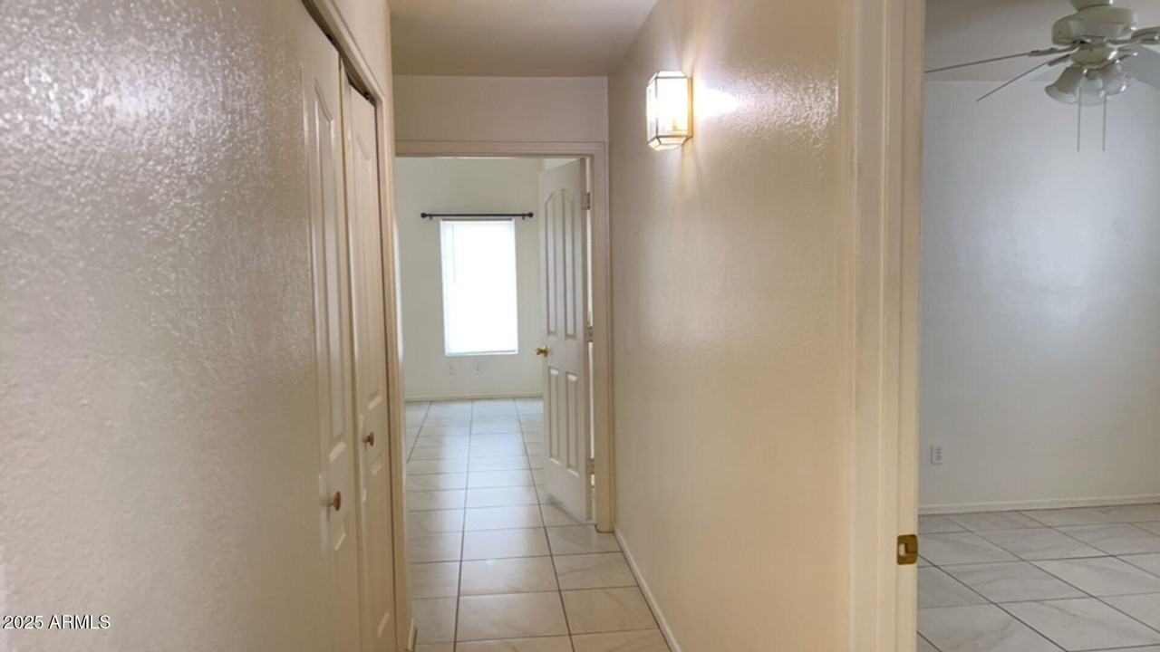 9151 W Kings Ave - Photo 6 of 17