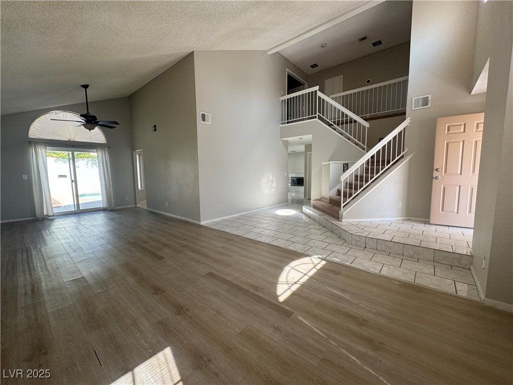 3213 Sabrina Ct - Photo 7 of 37