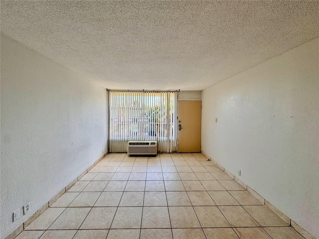 7900 S Orange Blossom Trl - Photo 4 of 20