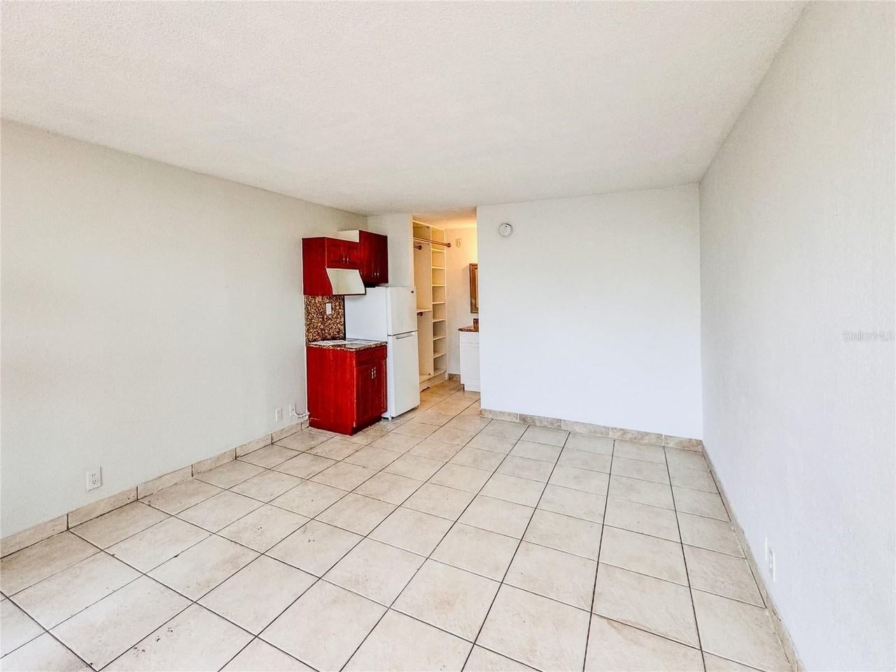 7900 S Orange Blossom Trl - Photo 5 of 20