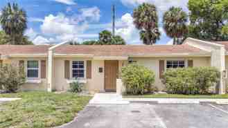 3034 Nw 69th Ct #4E - Photo 1 of 1