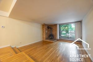 featured image of 1220 N La Salle Dr #A4