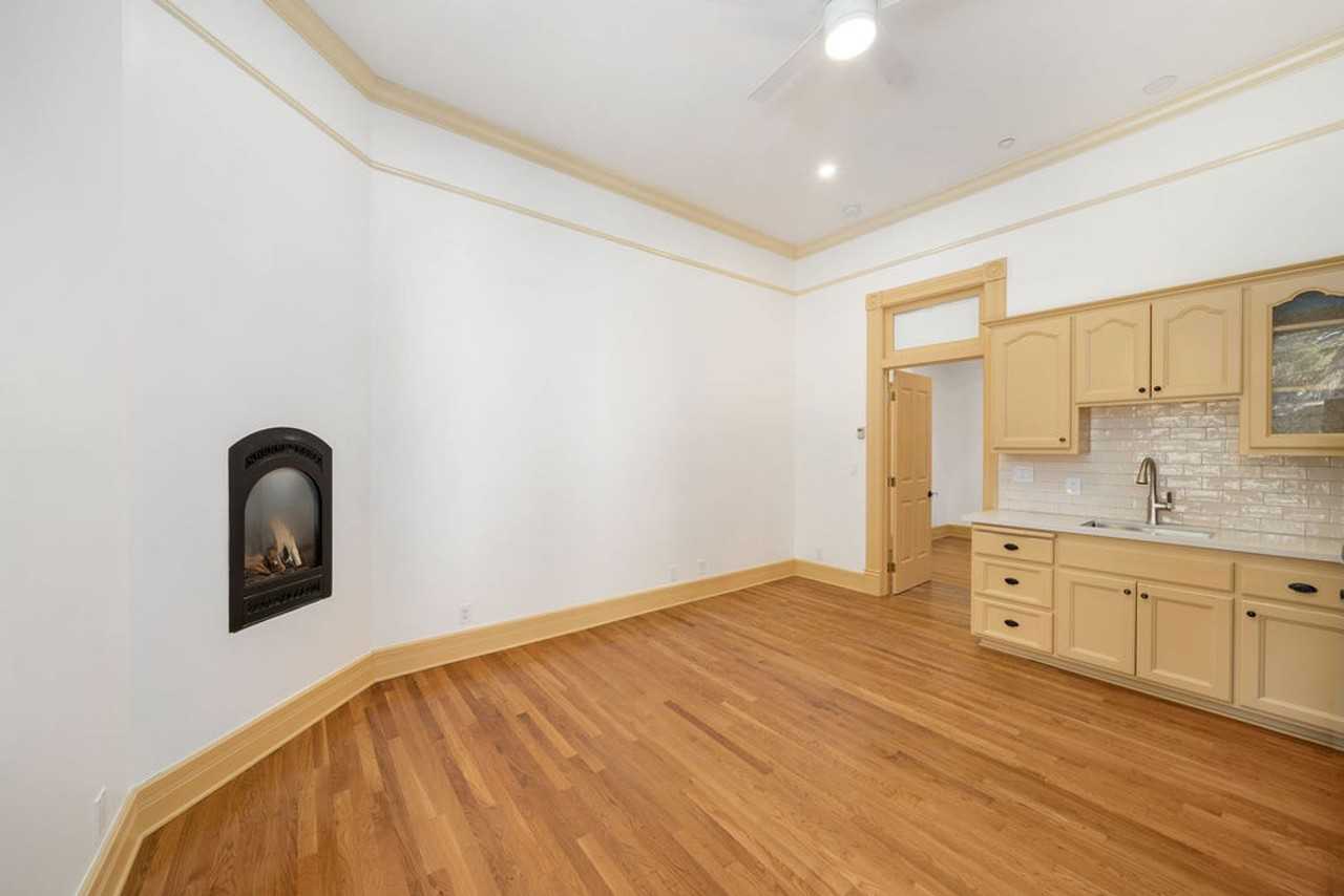 1314 Palm - Photo 3 of 39