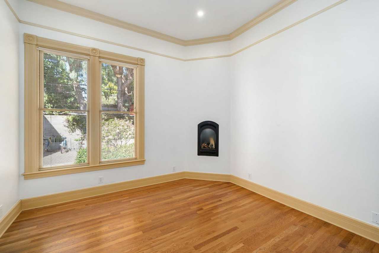 1314 Palm - Photo 4 of 39