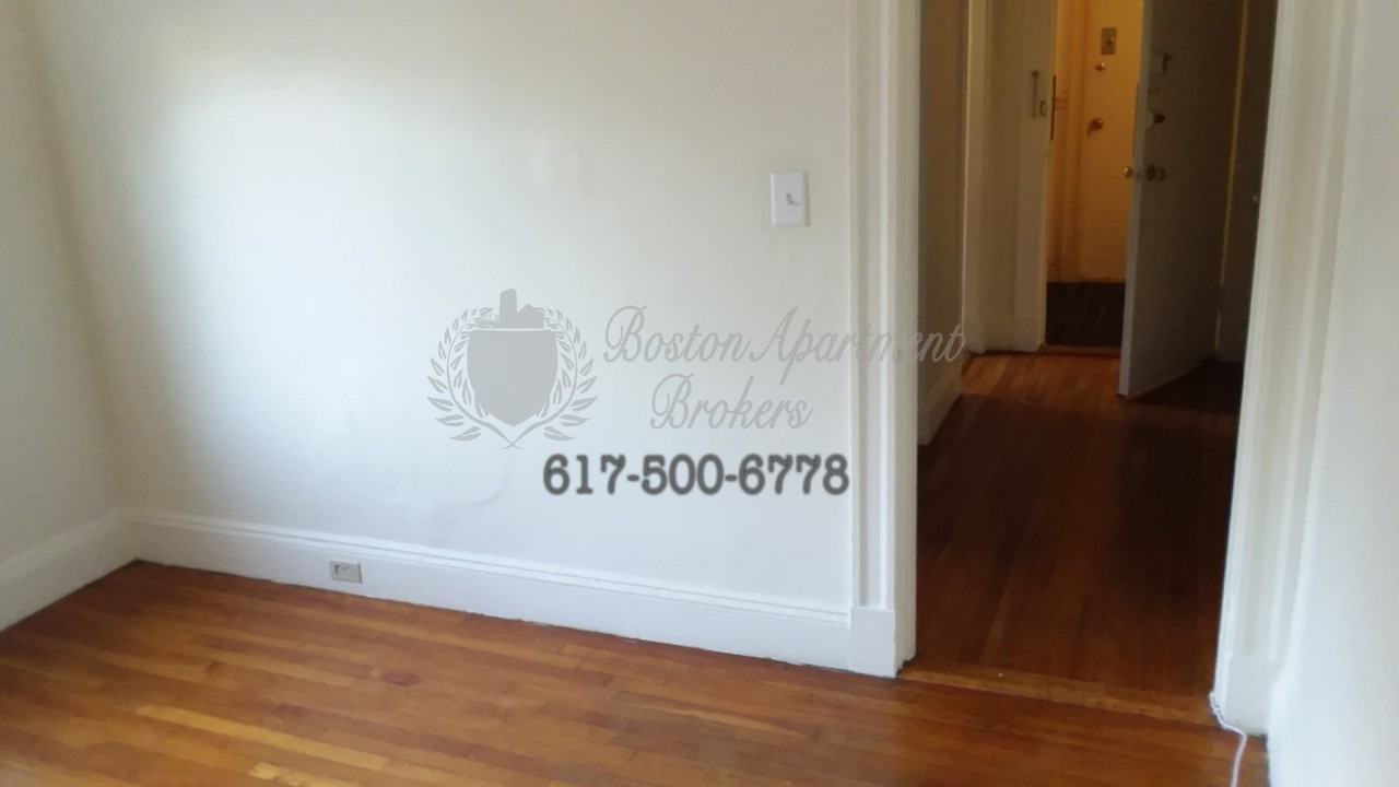 1155 Commonwealth Ave #33 - Photo 7 of 7