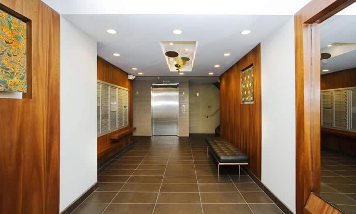 348 Franklin St #401 - Photo 4 of 5