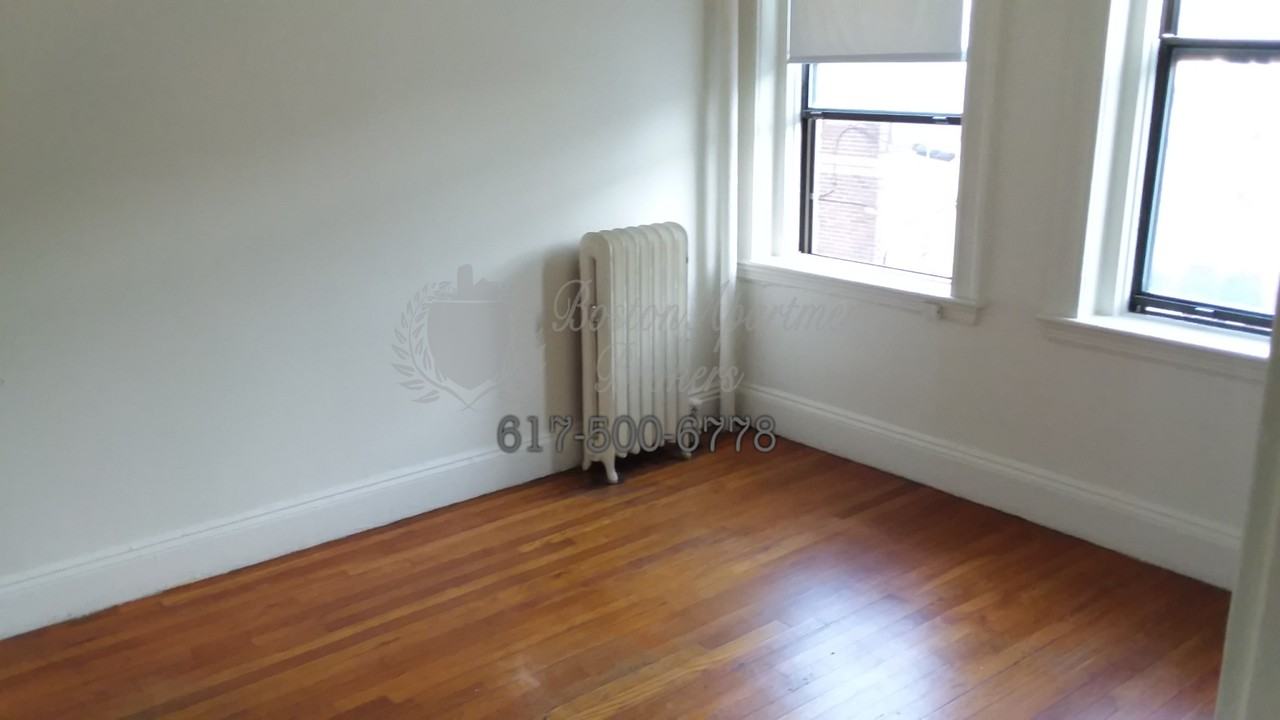 1151 Commonwealth Ave #15 - Photo 4 of 13