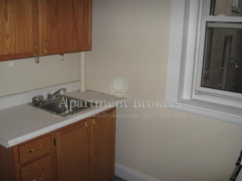 1200 Commonwealth Ave #12 - Photo 5 of 20