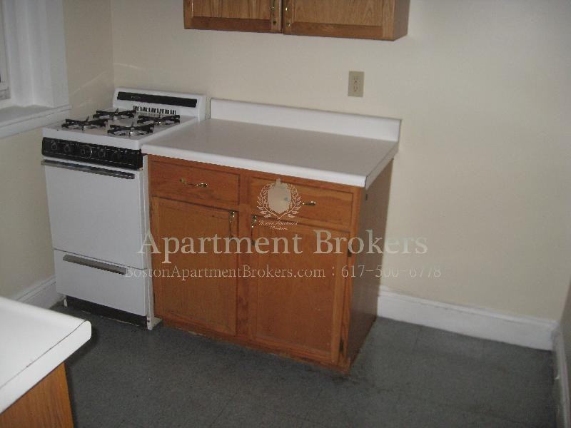 1200 Commonwealth Ave #12 - Photo 6 of 20