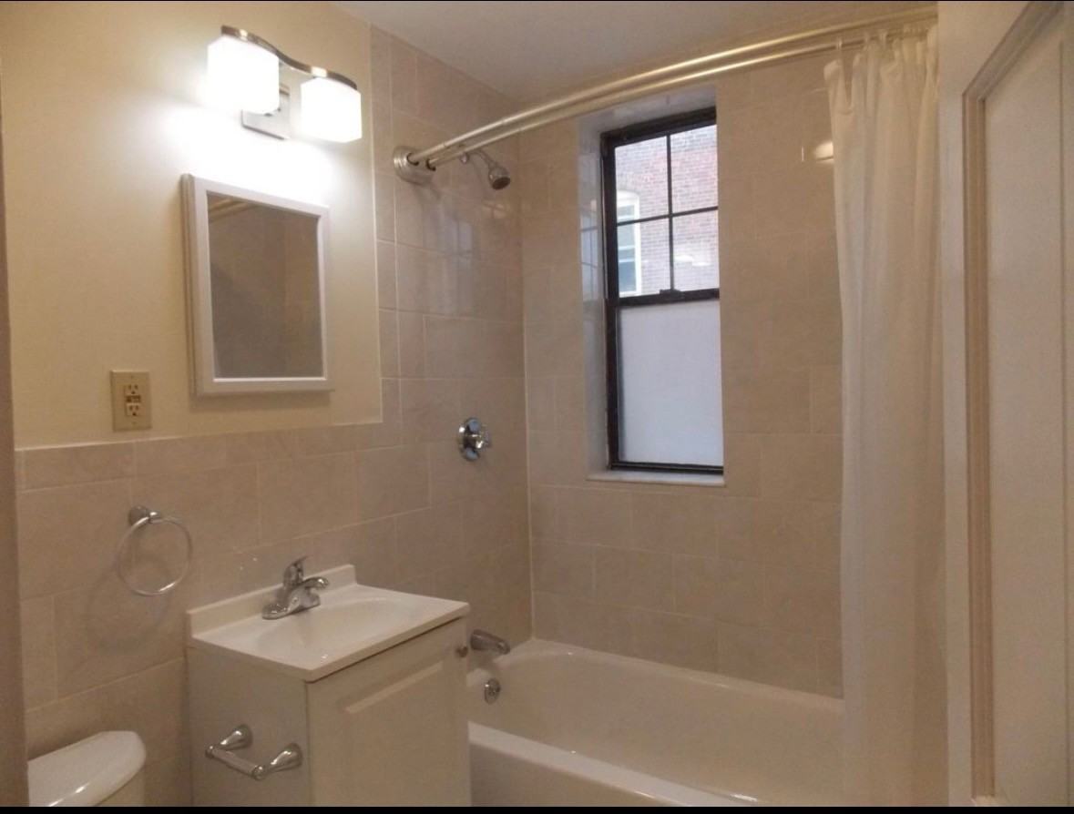 Sutherland Rd. & Beacon #31 - Photo 5 of 9