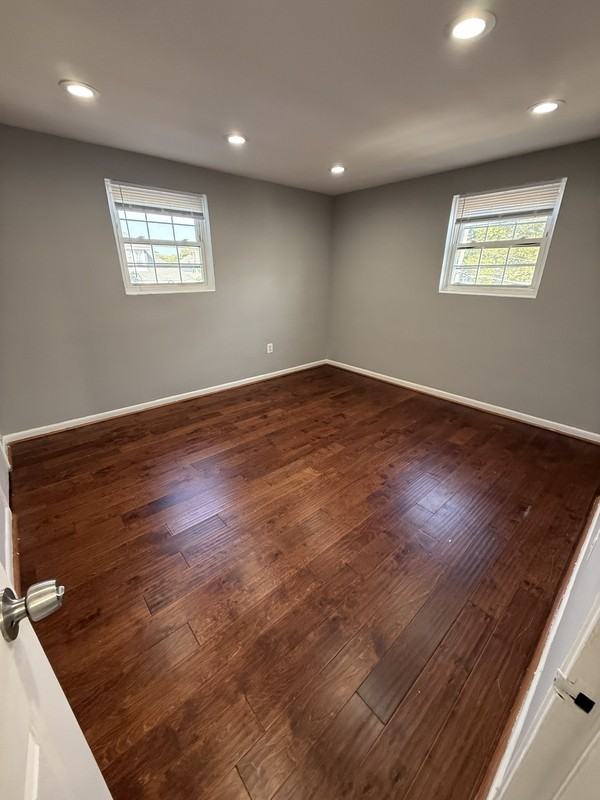 4134 Longshore Ave - Photo 6 of 10