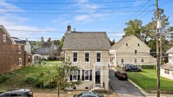 featured image of 122 E Goepp St #3