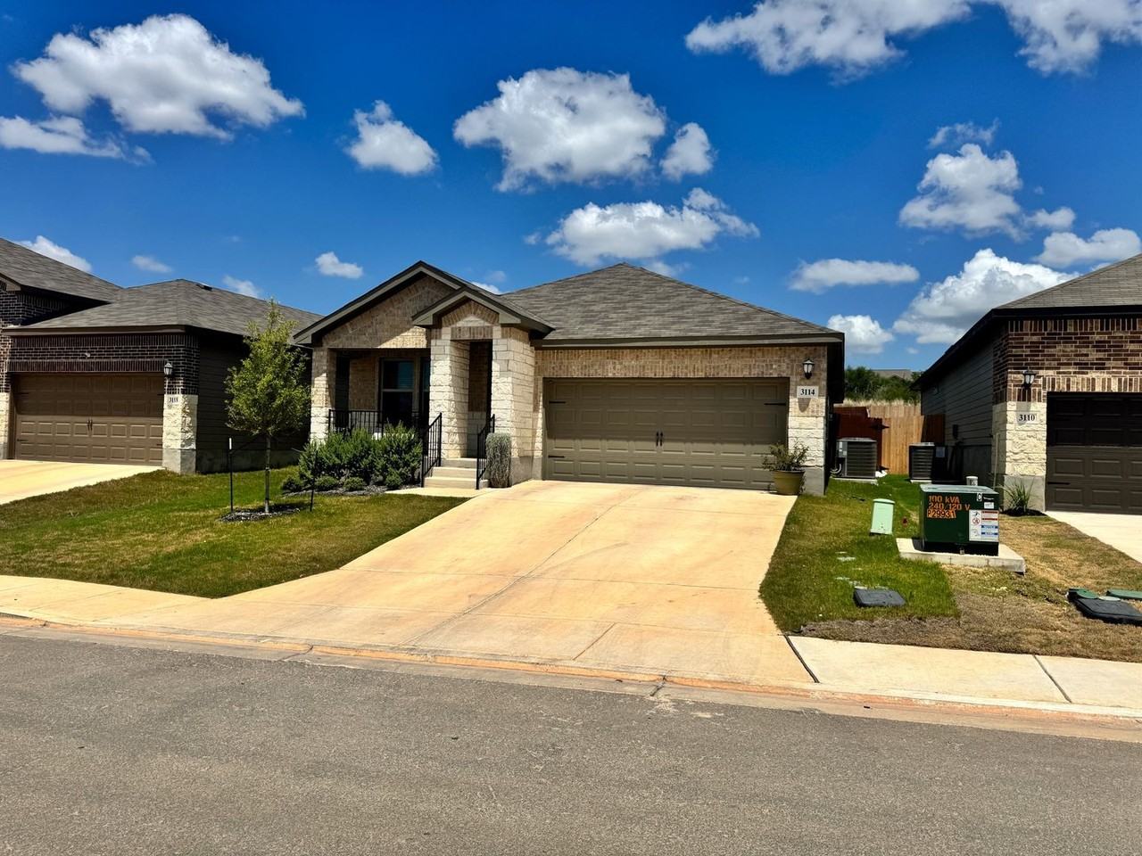 3114 Charyn Way - Photo 2 of 28