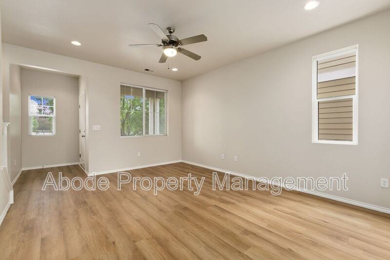 347 Kalkaska Ct - Photo 5 of 21