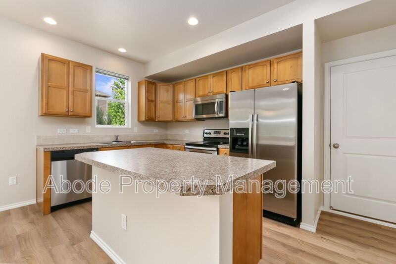 347 Kalkaska Ct - Photo 7 of 21