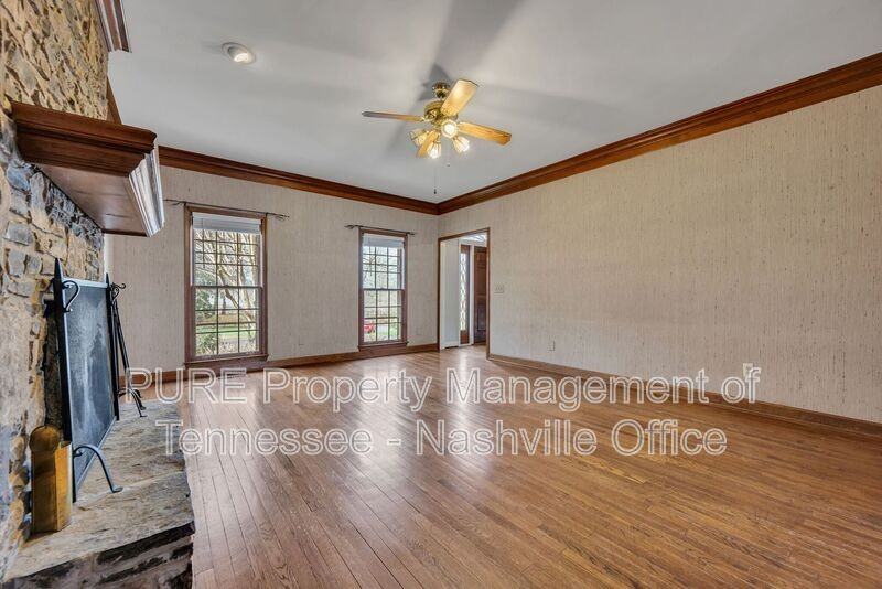 908 Noel Green Court - Photo 5 of 32