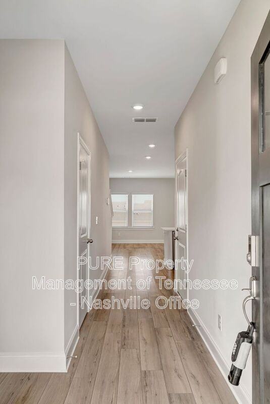 4519 Skywood Ln - Photo 6 of 37
