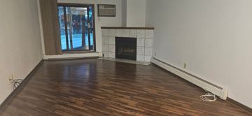 featured image of 3425 Golfview Dr #112