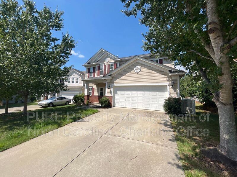 9309 Seamill Rd - Photo 3 of 25